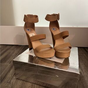 Elegant Tan Women's Platform Heels